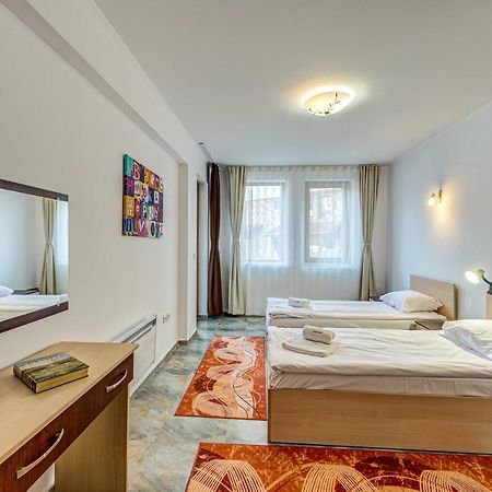 Bright And Spacious 2-Bdr Apartment With Balcony By Flat Mаnager Pamporowo Zewnętrze zdjęcie