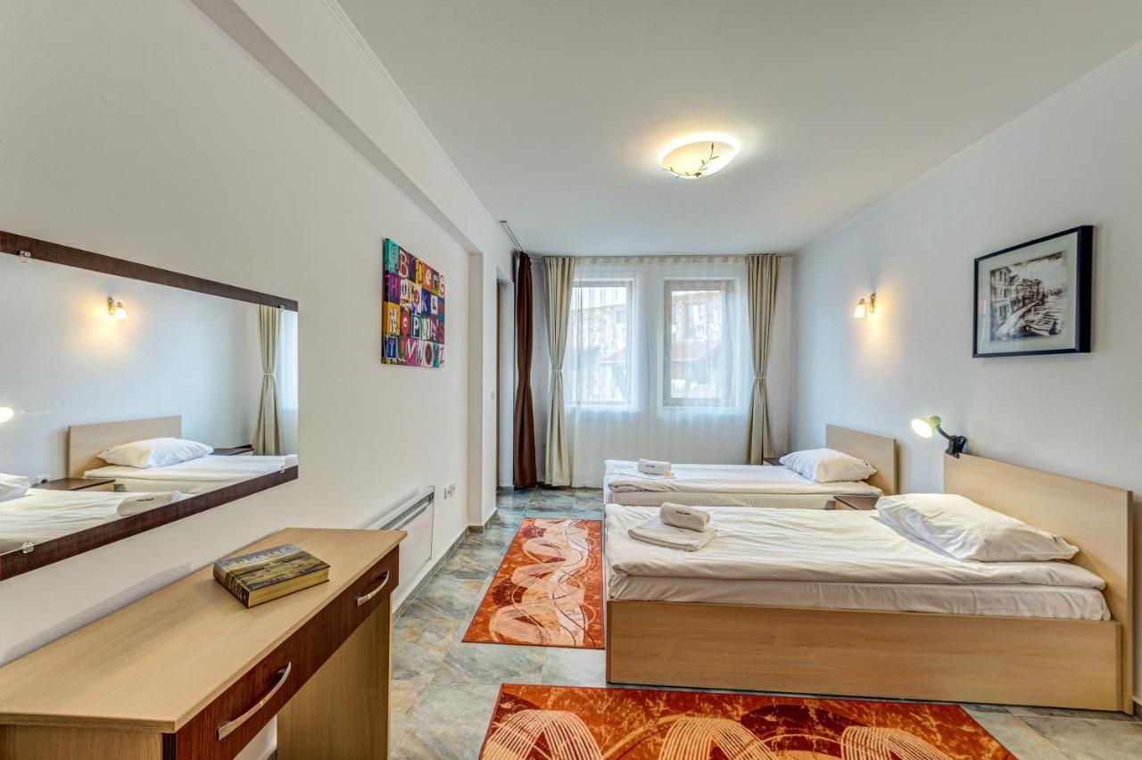 Bright And Spacious 2-Bdr Apartment With Balcony By Flat Mаnager Pamporowo Zewnętrze zdjęcie